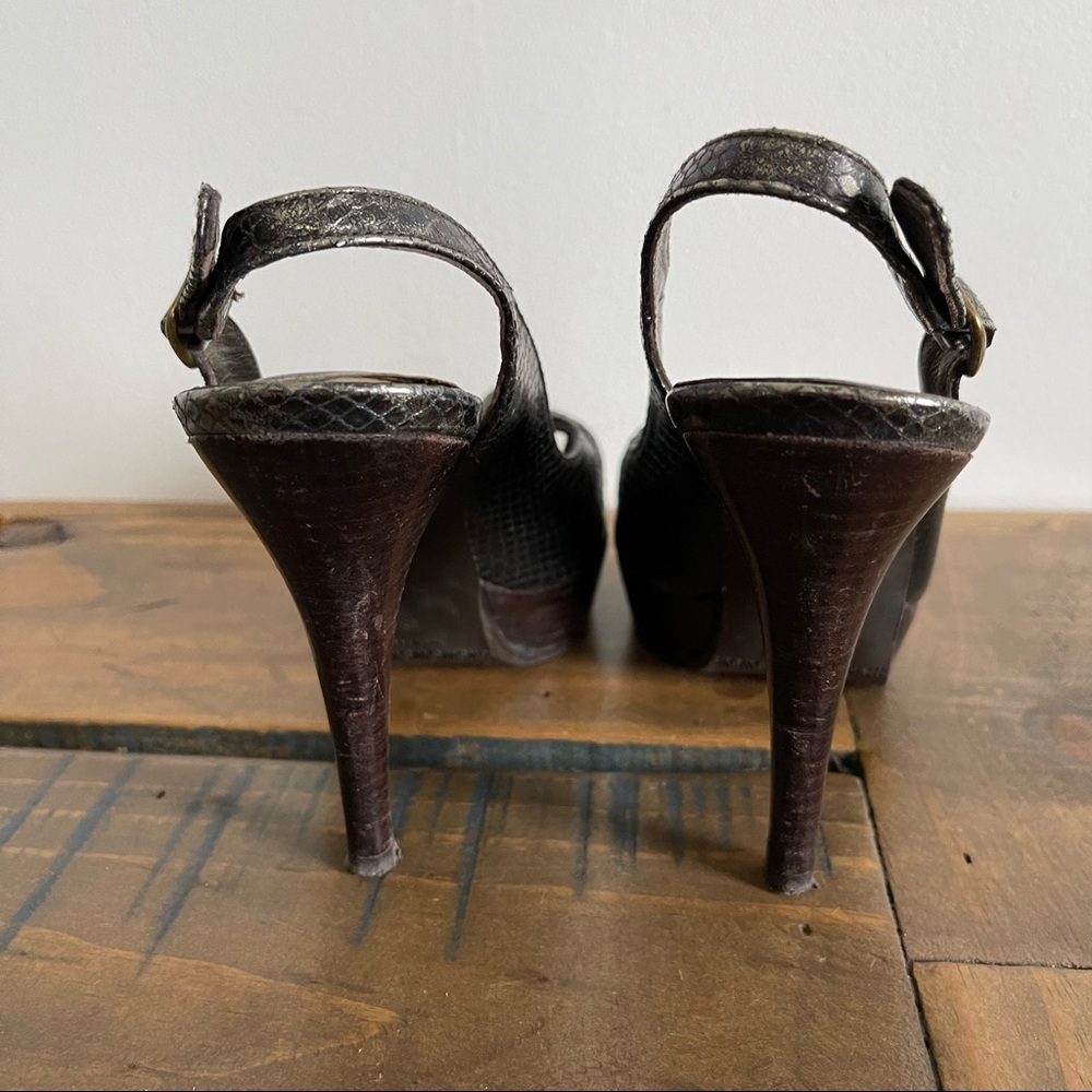 STUART WEITZMAN Metallic Peep Toe Sling Back Heels - Picture 9 of 9